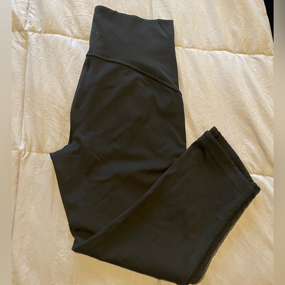 Lululemon Wunder Under High-rise Crop 21" - Black - Size 10